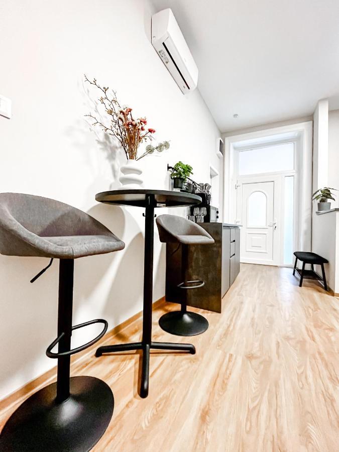 T32 Central Modern Suites 부다페스트 외부 사진